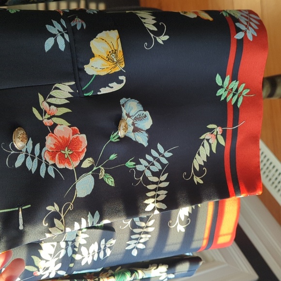 Zara floral blazer - bloggers favourite! - Picture 5 of 6